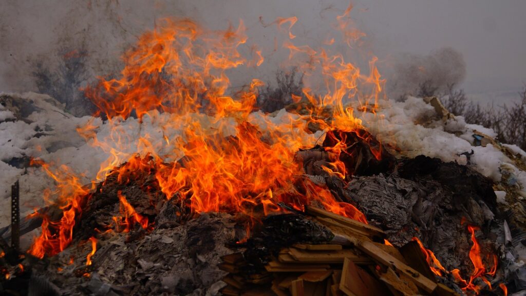 おくるみはいつまで使うべき？危険なサインとは？