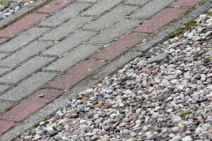 添い寝をやめるための効果的な方法は？