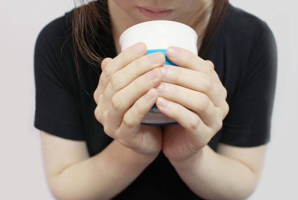 夜泣きで悩むあなたに最適な保育サービスの利用法は？